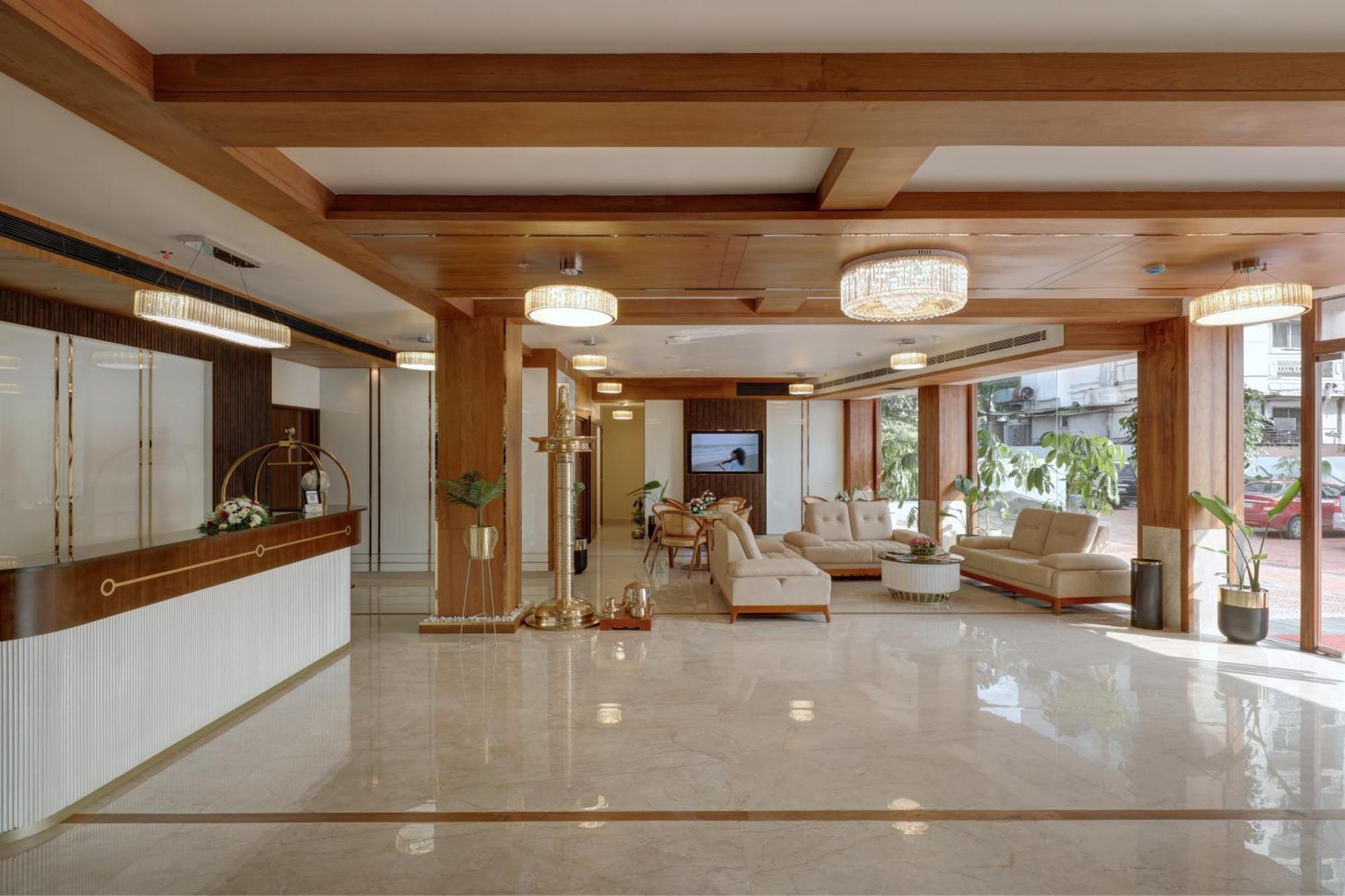 Hotel Cordial Sopanam Thiruvananthapuram Bagian luar foto