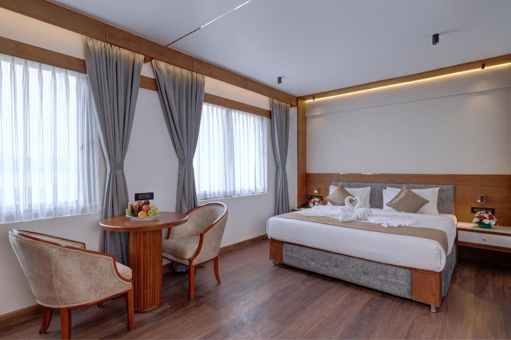 Hotel Cordial Sopanam Thiruvananthapuram Bagian luar foto
