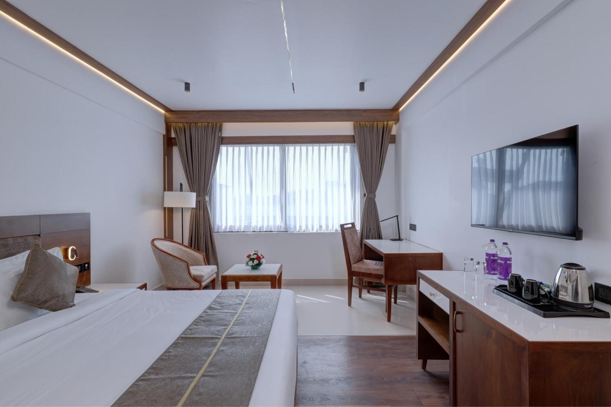 Hotel Cordial Sopanam Thiruvananthapuram Bagian luar foto